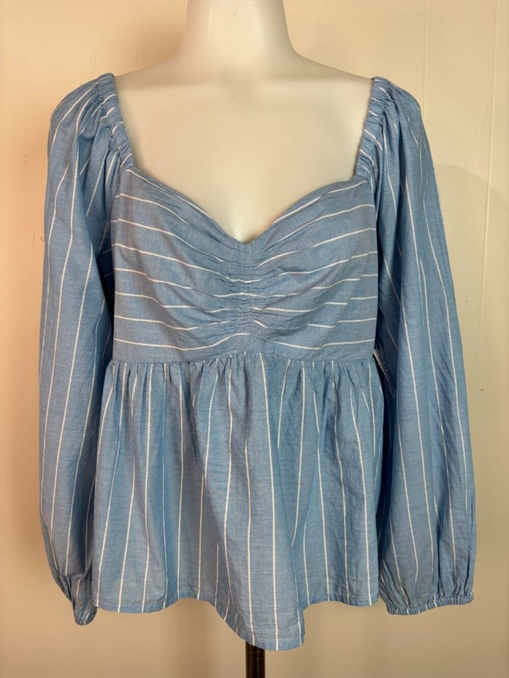 Old Navy Top Womens Medium Blue Striped Peplum Long Sleeve Smocked Cotton